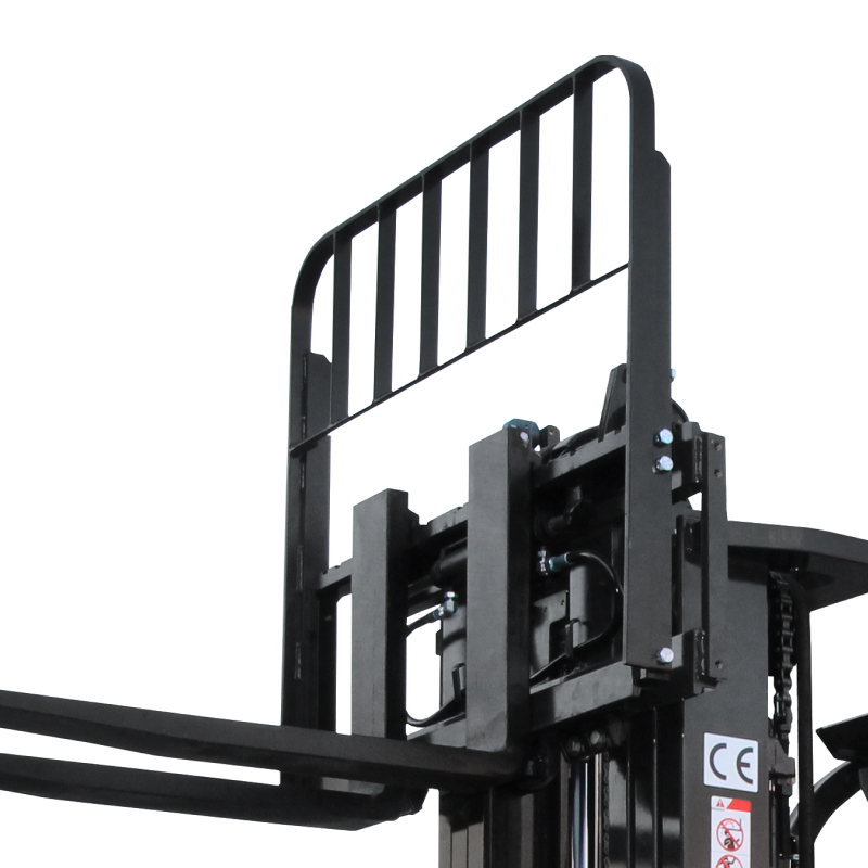 Электрический погрузчик YETT CPD30-A3H4-M-M400-3W
