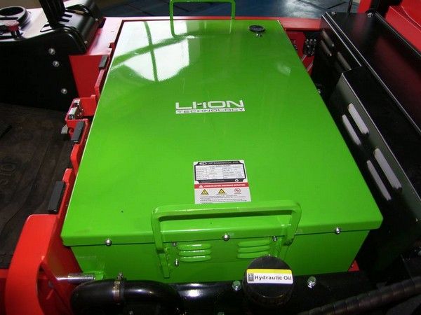Электропогрузчик EP CPD30L1S