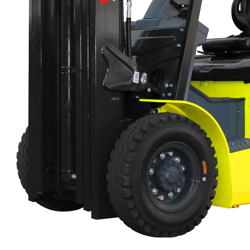 Электрический погрузчик YETT CPD15-A3LIH4-M-ZSM600-3W